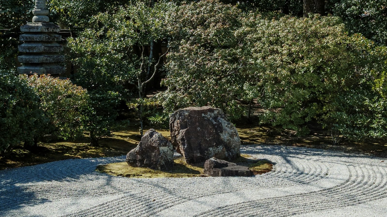 A quiet, softly lit setting used to illustrate a moment of stillness